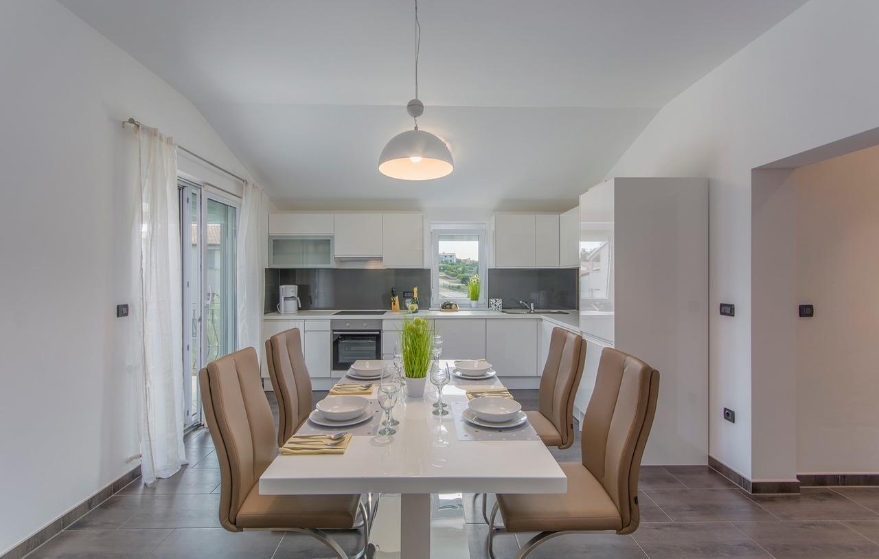 Silver Holiday House Vrvari Екстер'єр фото