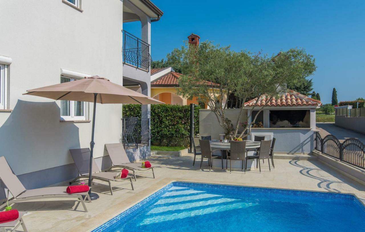 Silver Holiday House Vrvari Екстер'єр фото