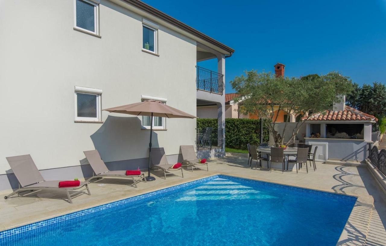 Silver Holiday House Vrvari Екстер'єр фото